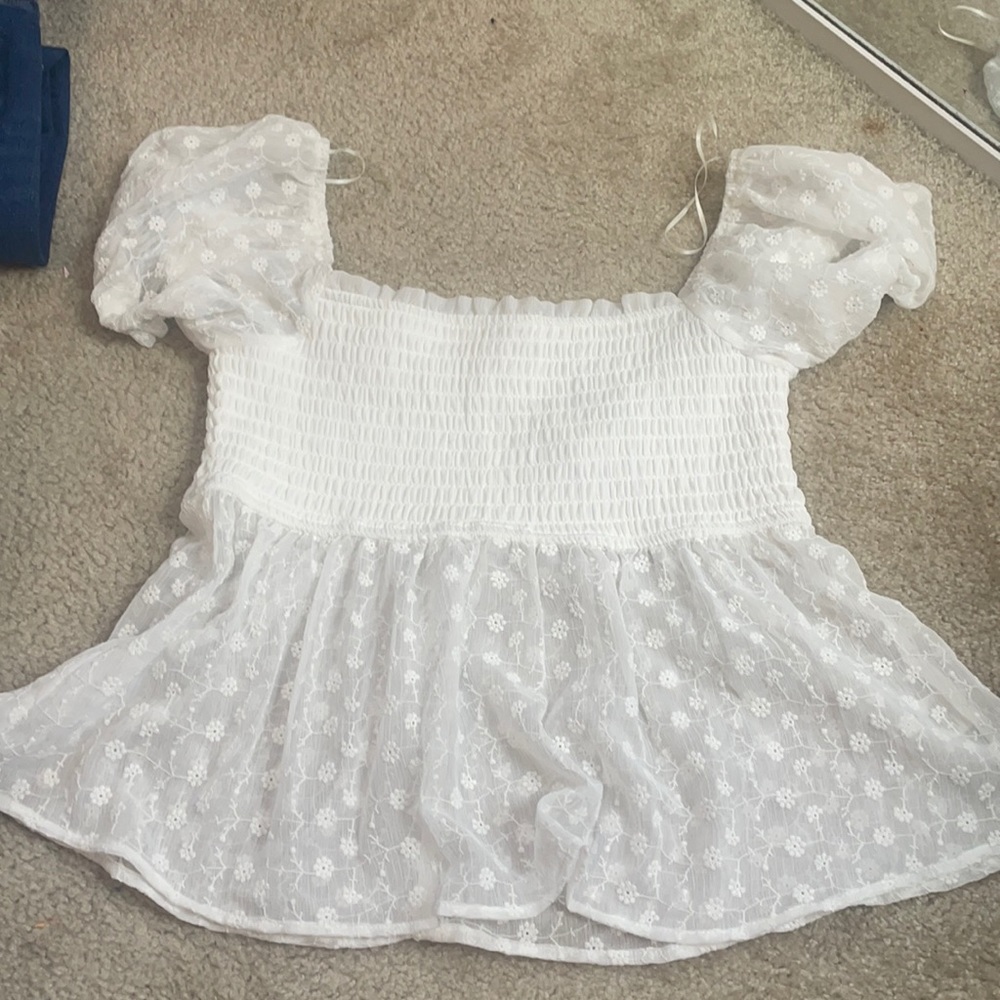 Francescas Peplum White Top size: XL with tags